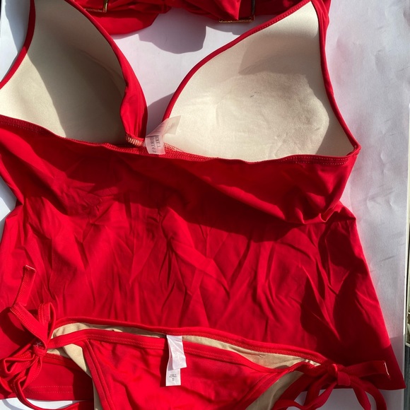 Bathing Suit - Picture 3 of 4